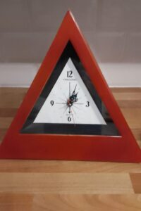 Vintage Kingsonic pyramid musical table clock (red)