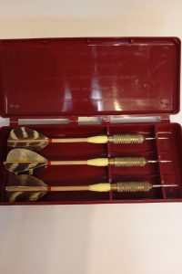 Vintage Tunnicliffe Brass 20g feather dart set