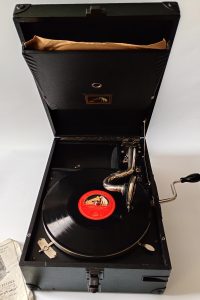 HMV 101 Gramophone portable record player