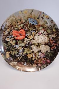 2 x Wild red & yellow flowers wall plates by Hans Grab 1989 Ltd Edition