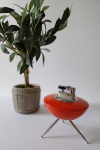 Ufo orange 3 legged retro petrol lighter