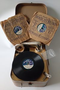 Child’s tin clockwork small tan gramophone player